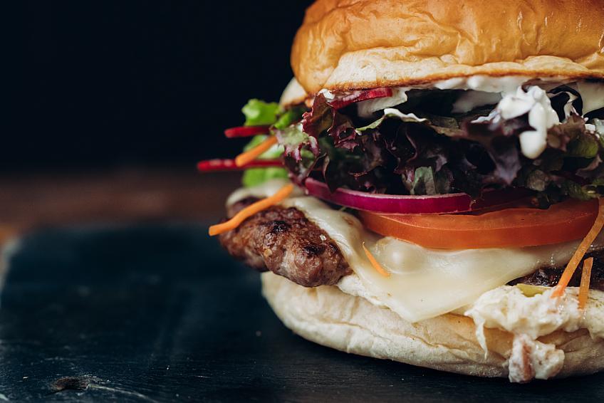 Old Oak GmbH setzt Wachstumskurs fort: Neues Old Oak Burger-Restaurant in Schwalmstadt in Hessen geplant